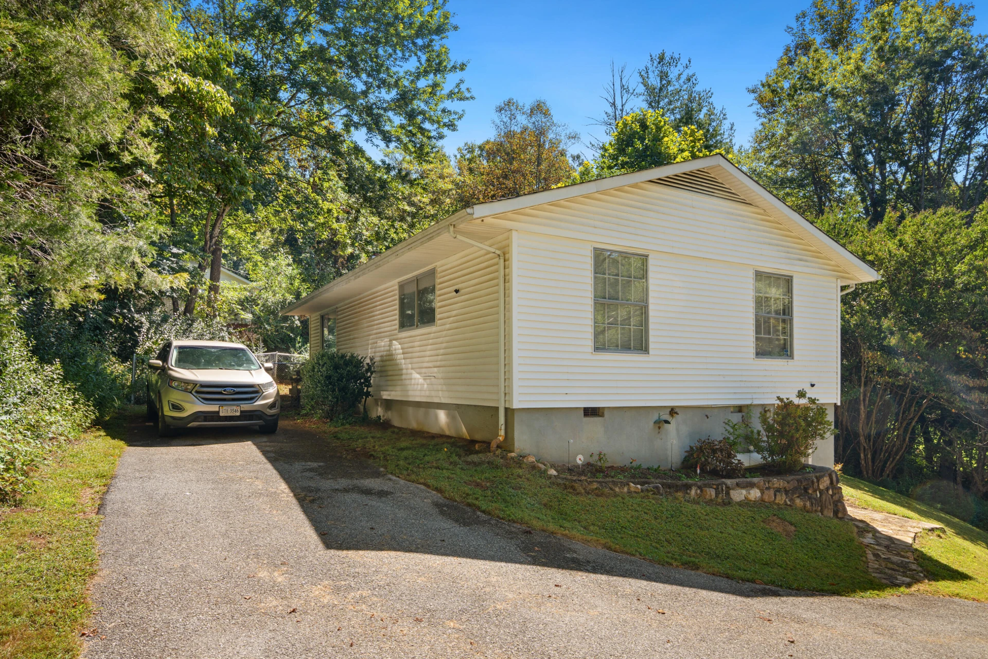 7266 Wilson RD - Photo 3