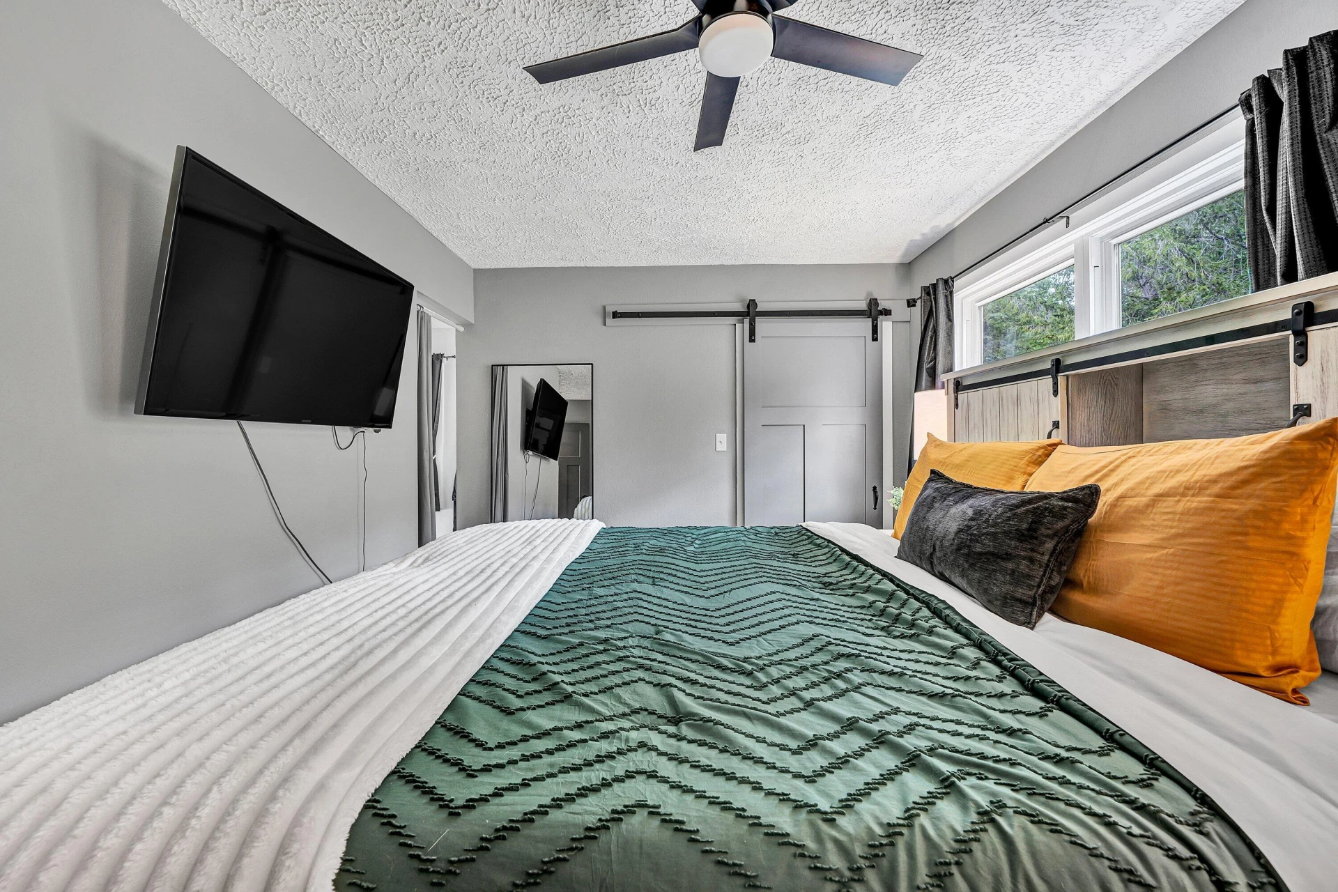575 Three Brooks LN - Photo 14