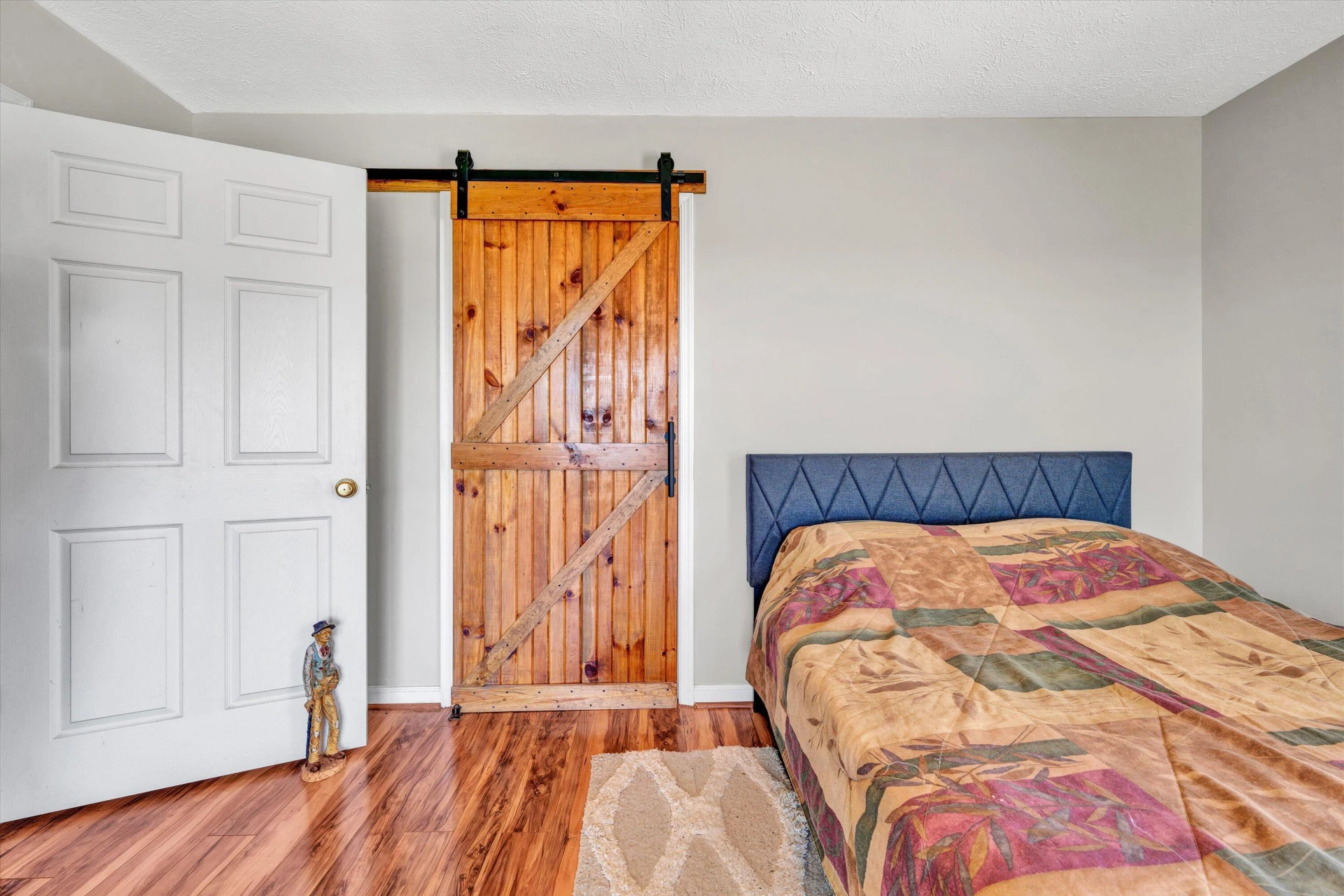1082 Anna LN - Photo 14