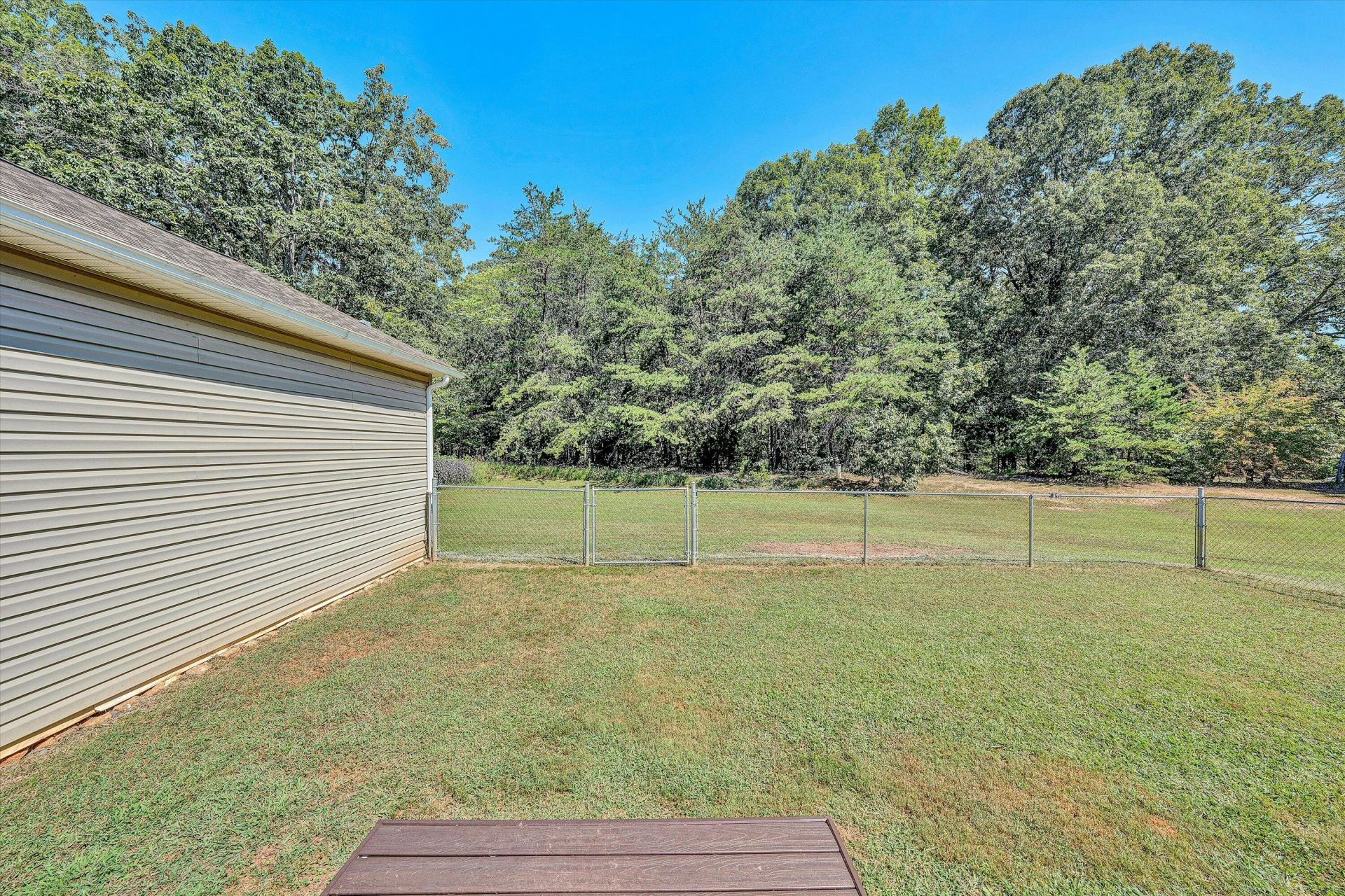 1082 Anna LN - Photo 15
