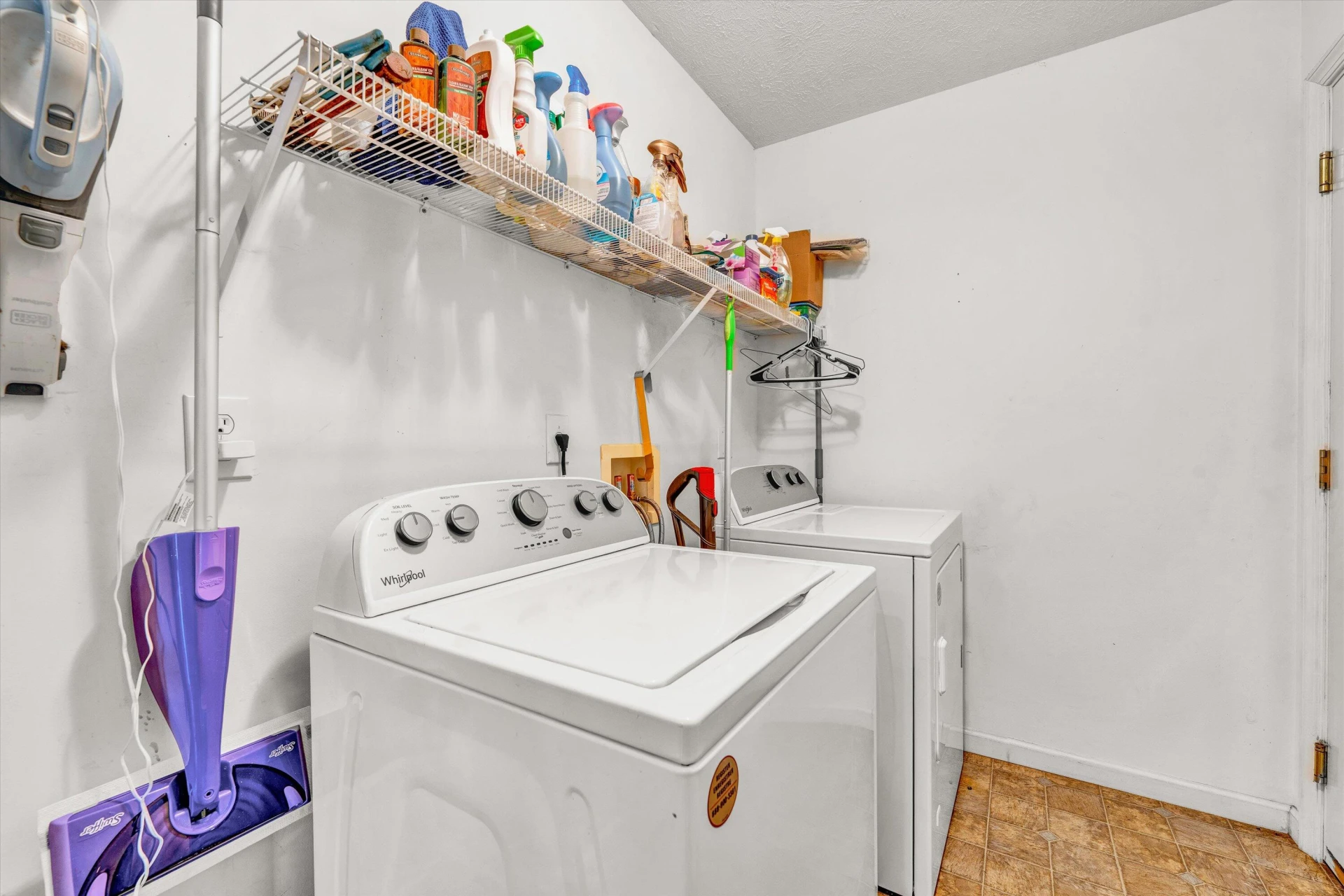 1082 Anna LN - Photo 23