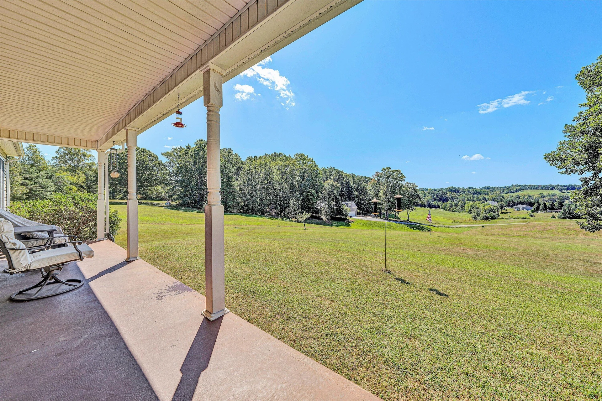 1082 Anna LN - Photo 4