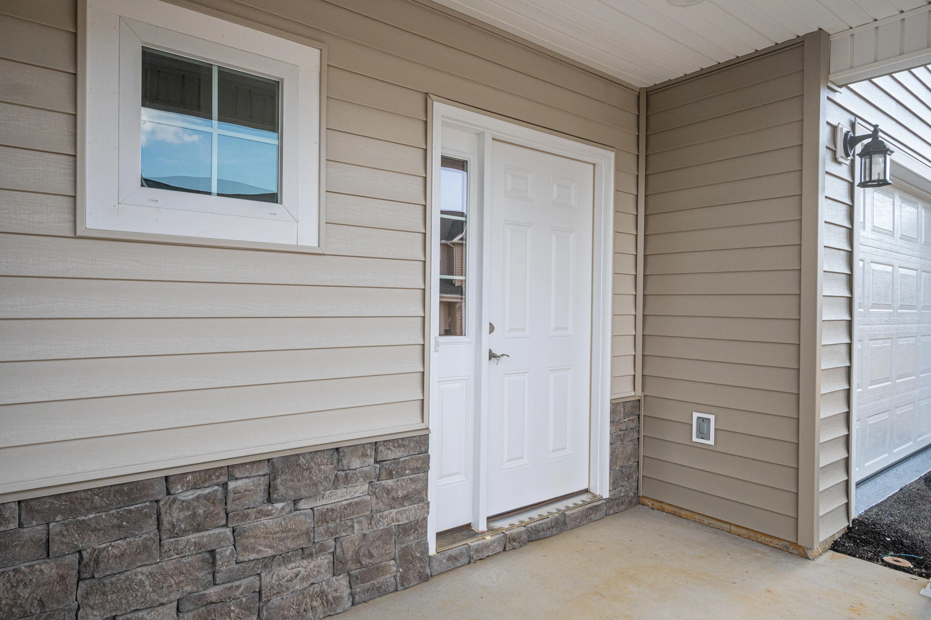 6137 Warren Newcomb DR - Photo 3