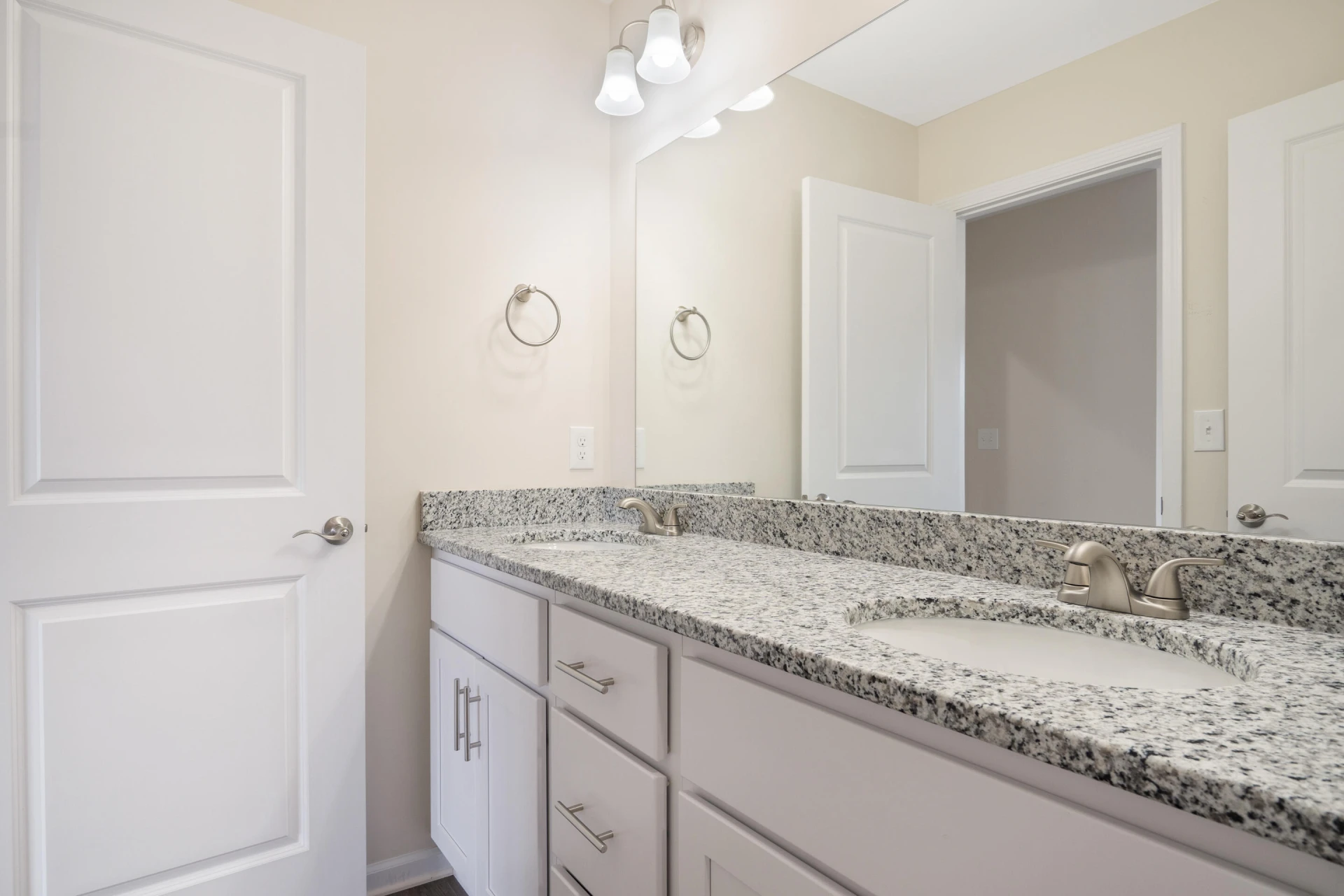 6137 Warren Newcomb DR - Photo 30