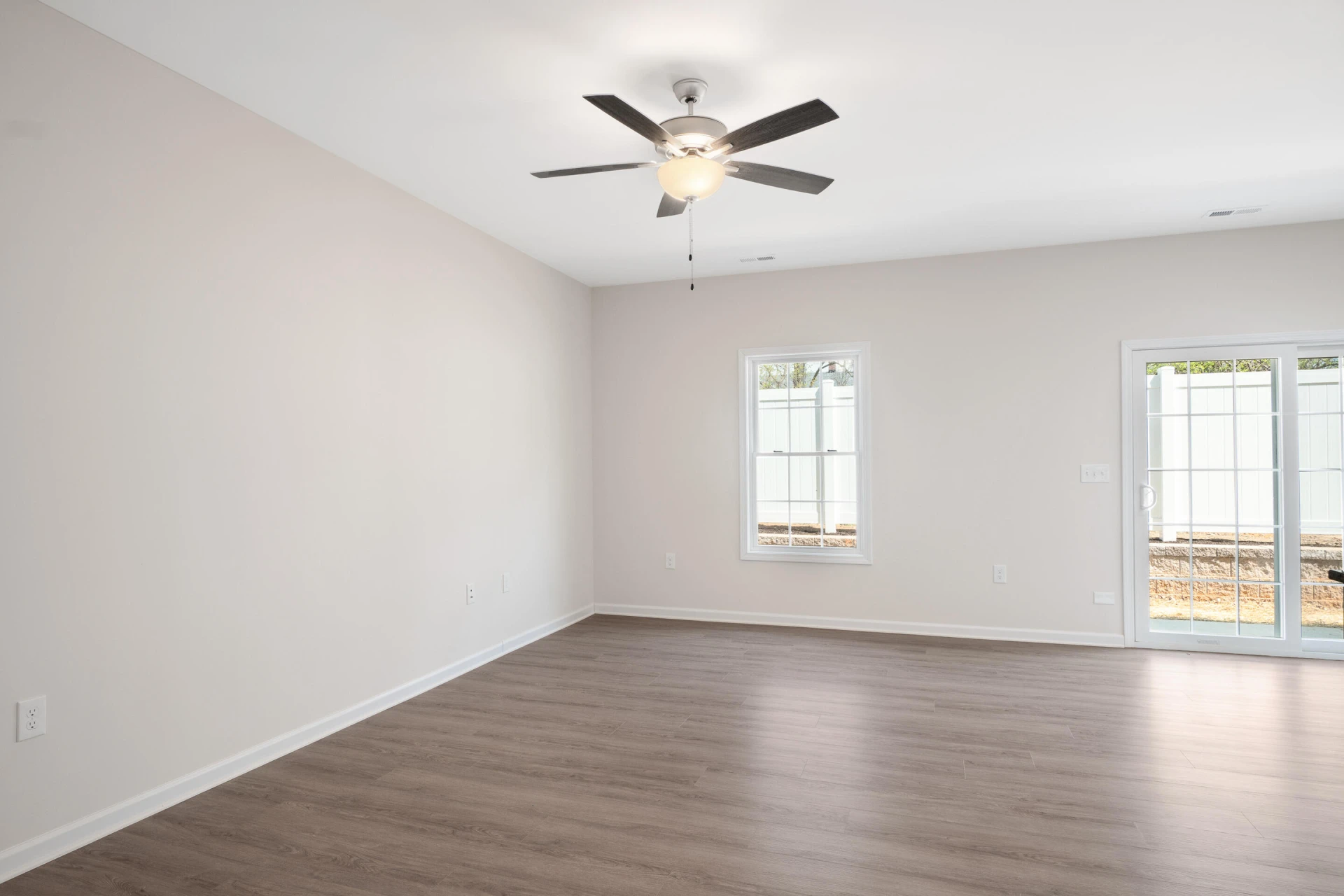 6137 Warren Newcomb DR - Photo 6