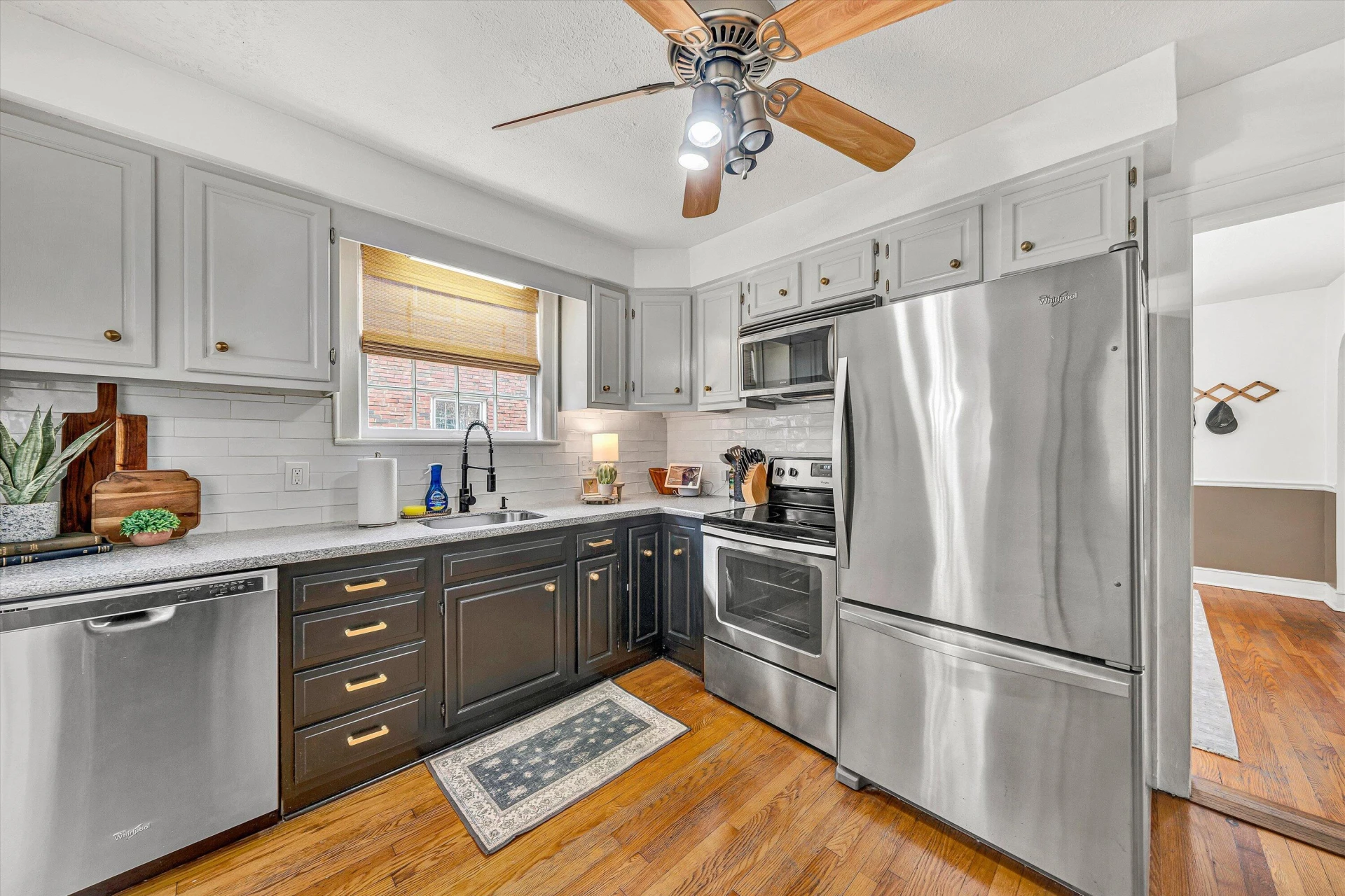1656 Brandon AVE SW - Photo 12