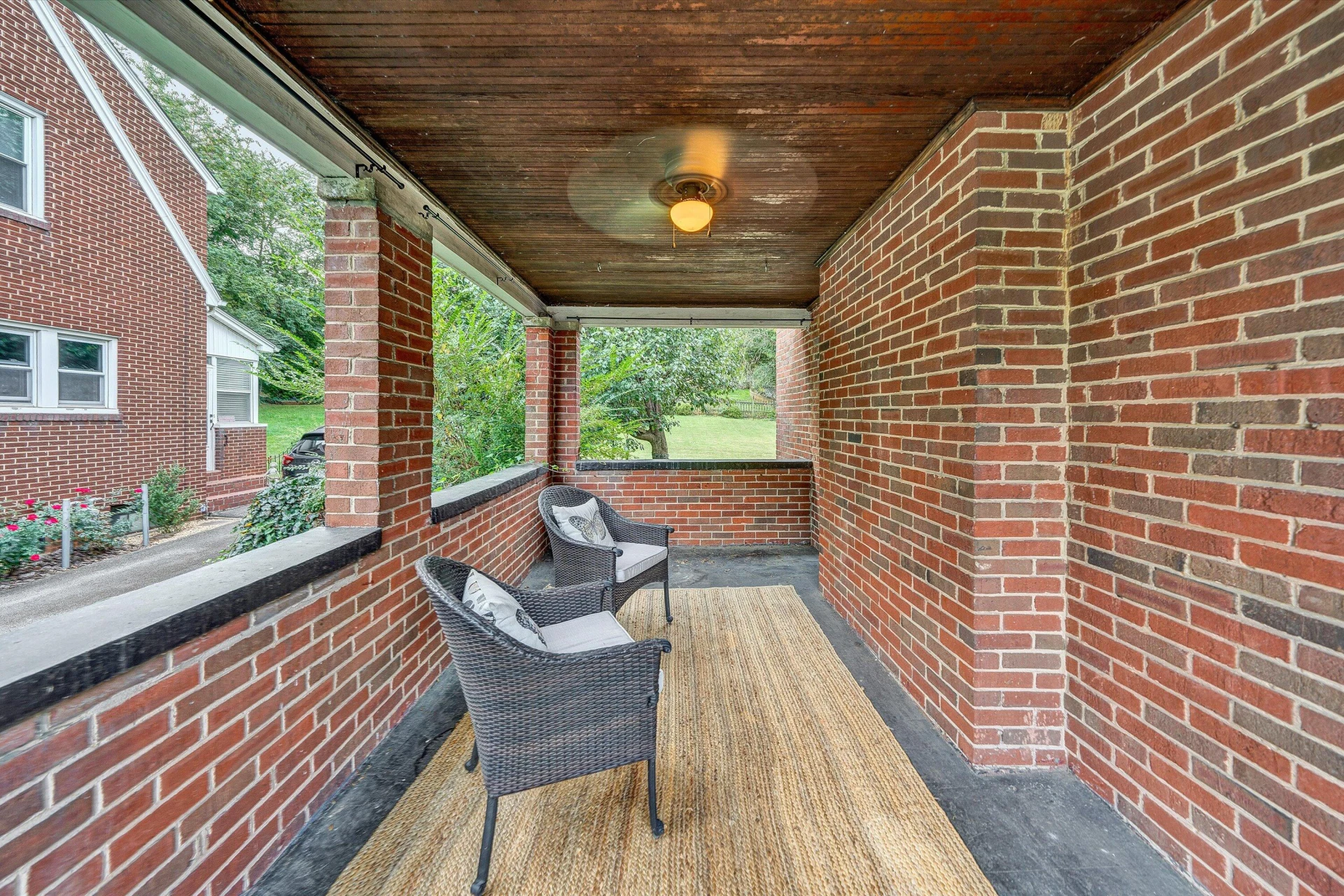 1656 Brandon AVE SW - Photo 31