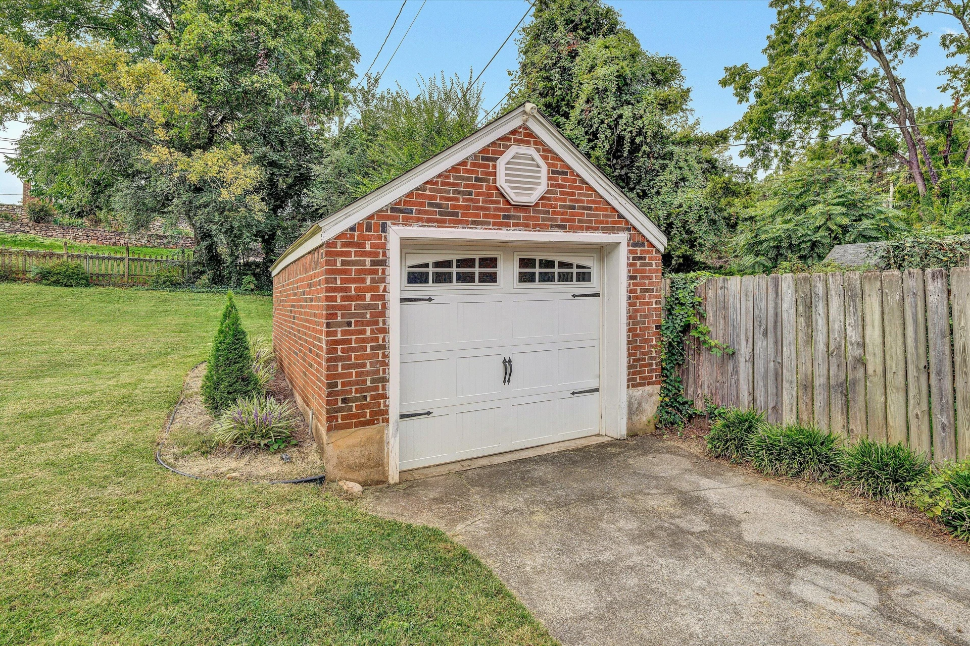 1656 Brandon AVE SW - Photo 34