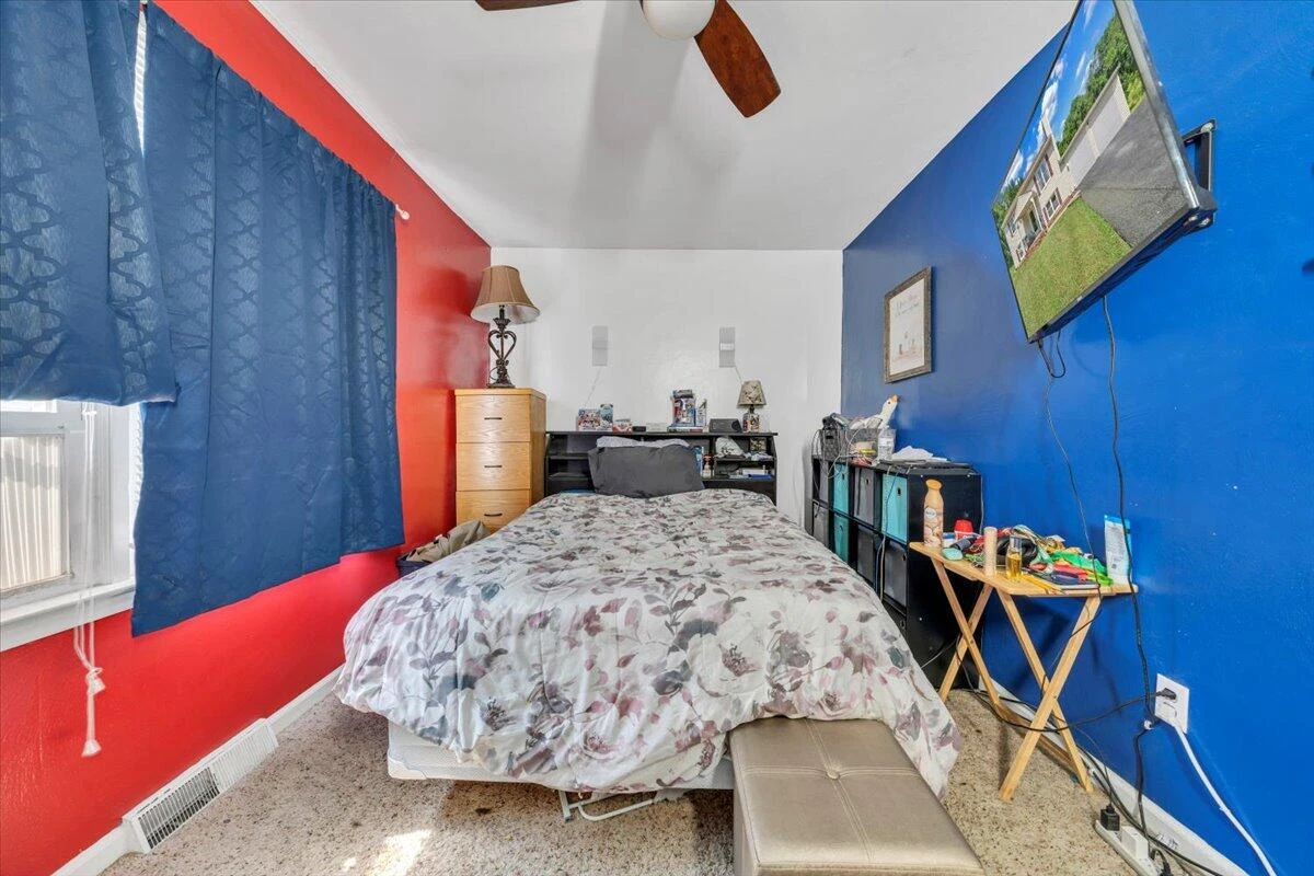 8199 Ashton LN - Photo 15