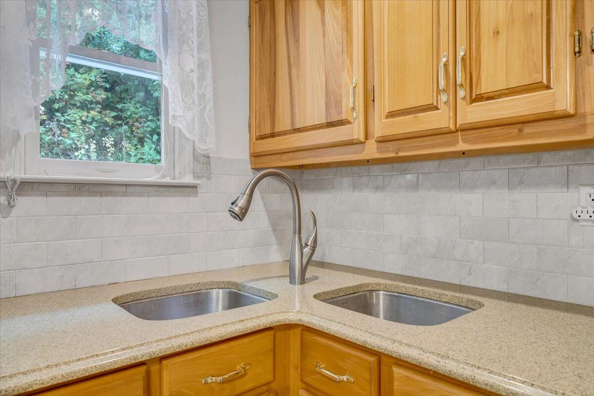 4144 Daugherty RD - Photo 12