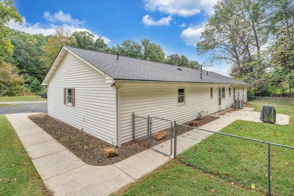 4144 Daugherty RD - Photo 52