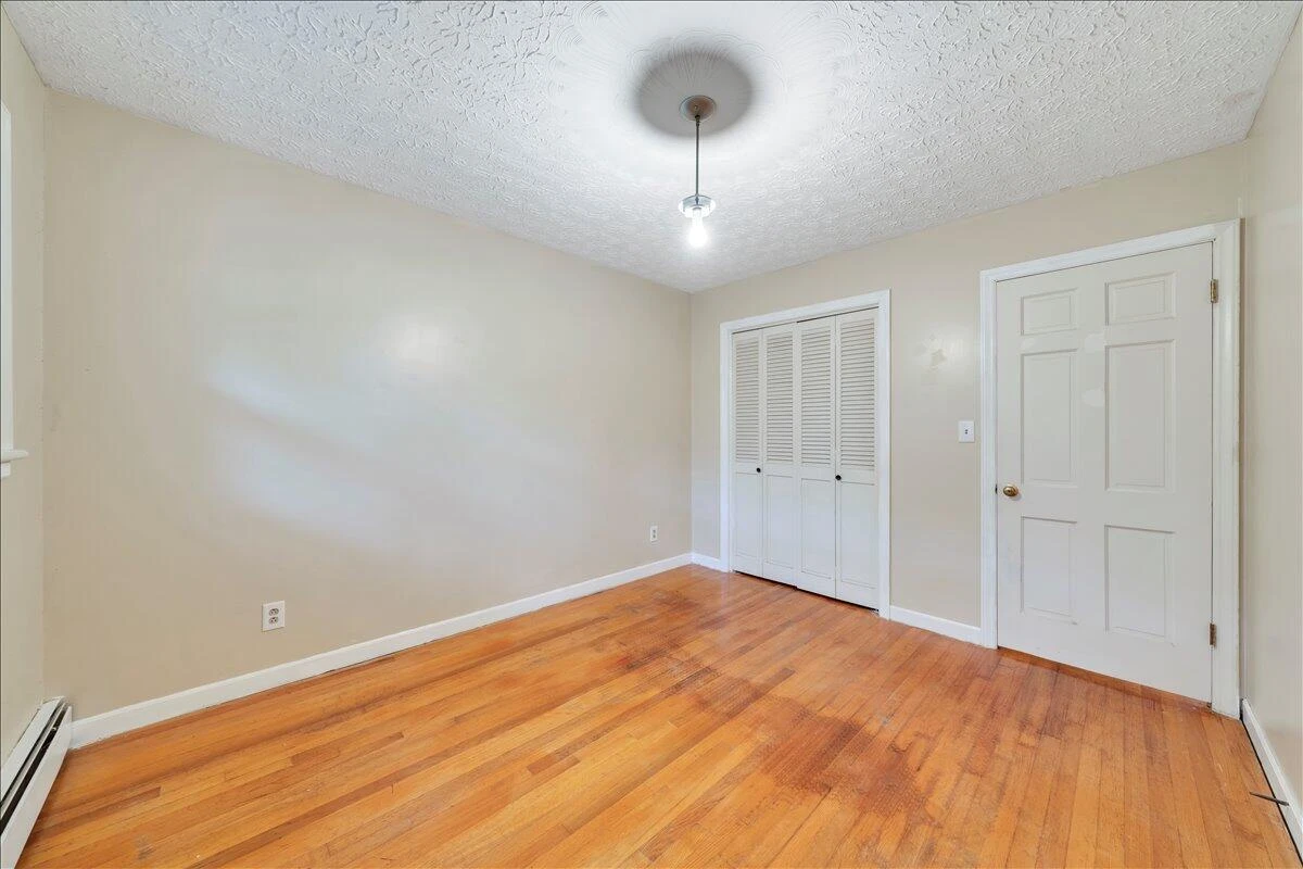 3727 Kentland DR - Photo 32