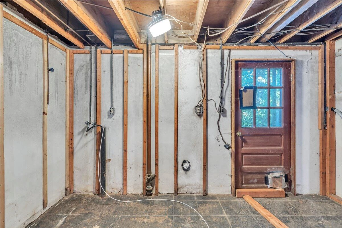 3727 Kentland DR - Photo 46