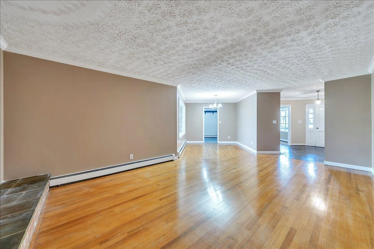 3727 Kentland DR - Photo 8