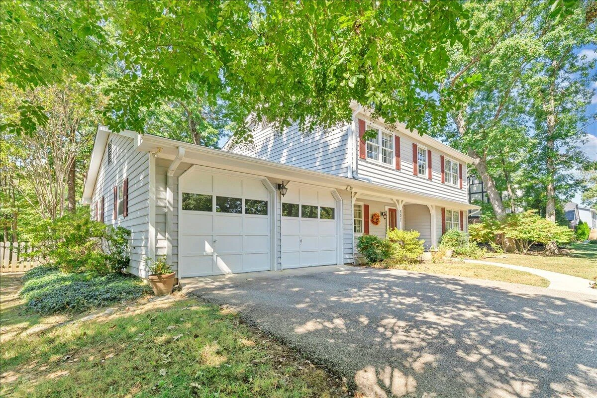 207 Queen Regent CT - Photo 57