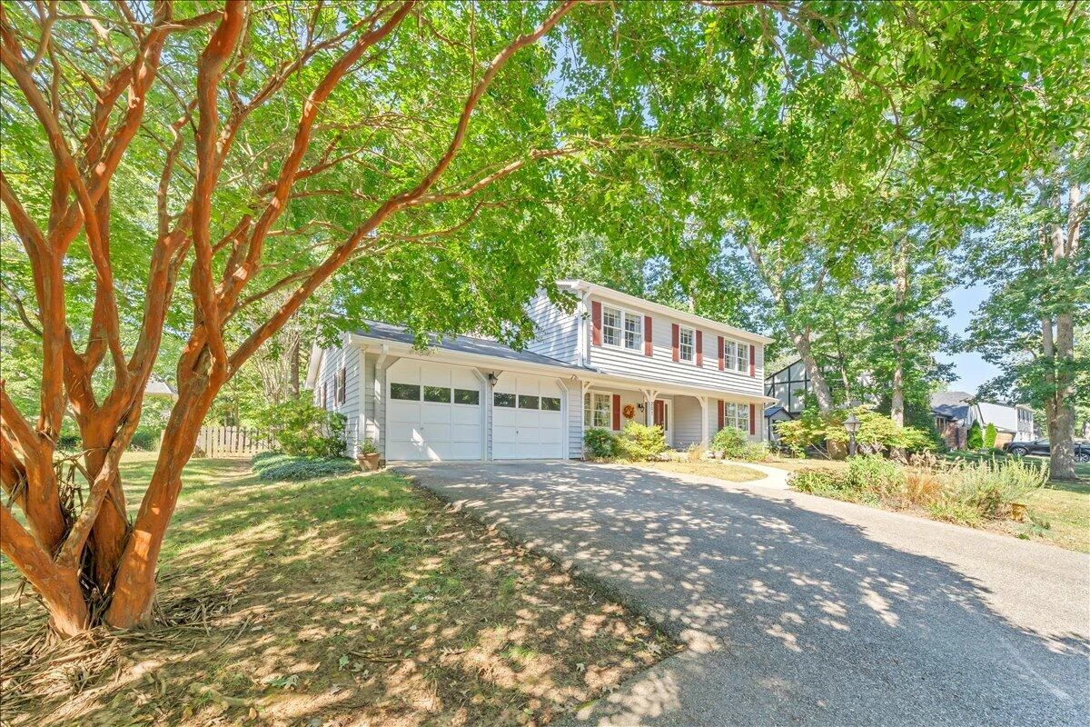 207 Queen Regent CT - Photo 61