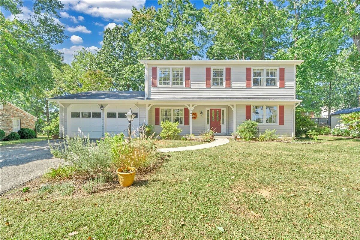 207 Queen Regent CT - Photo 62
