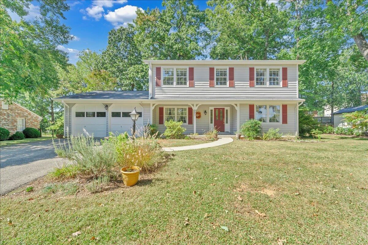 207 Queen Regent CT - Photo 65