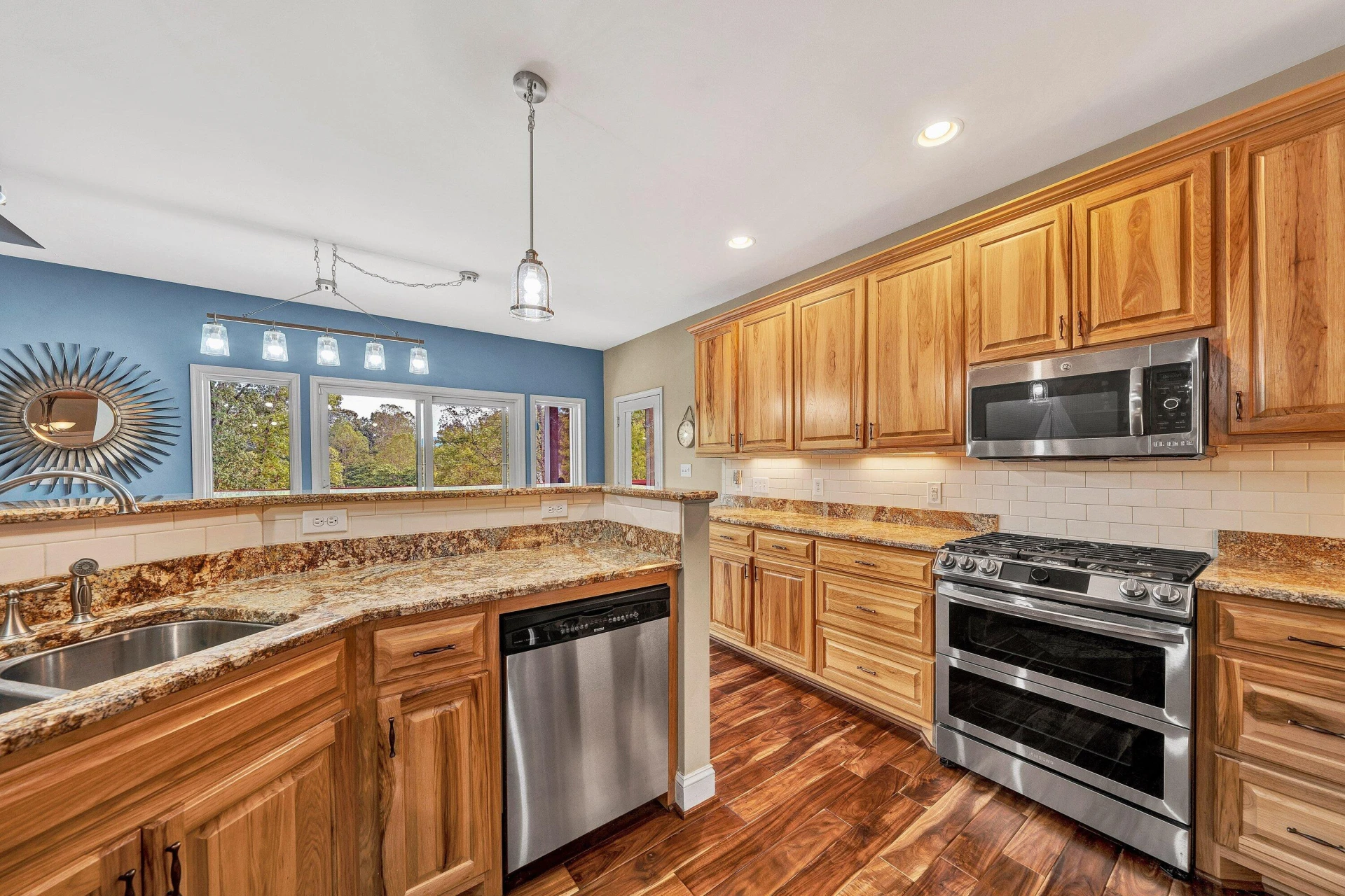1040 Jefferson Dock RD - Photo 17