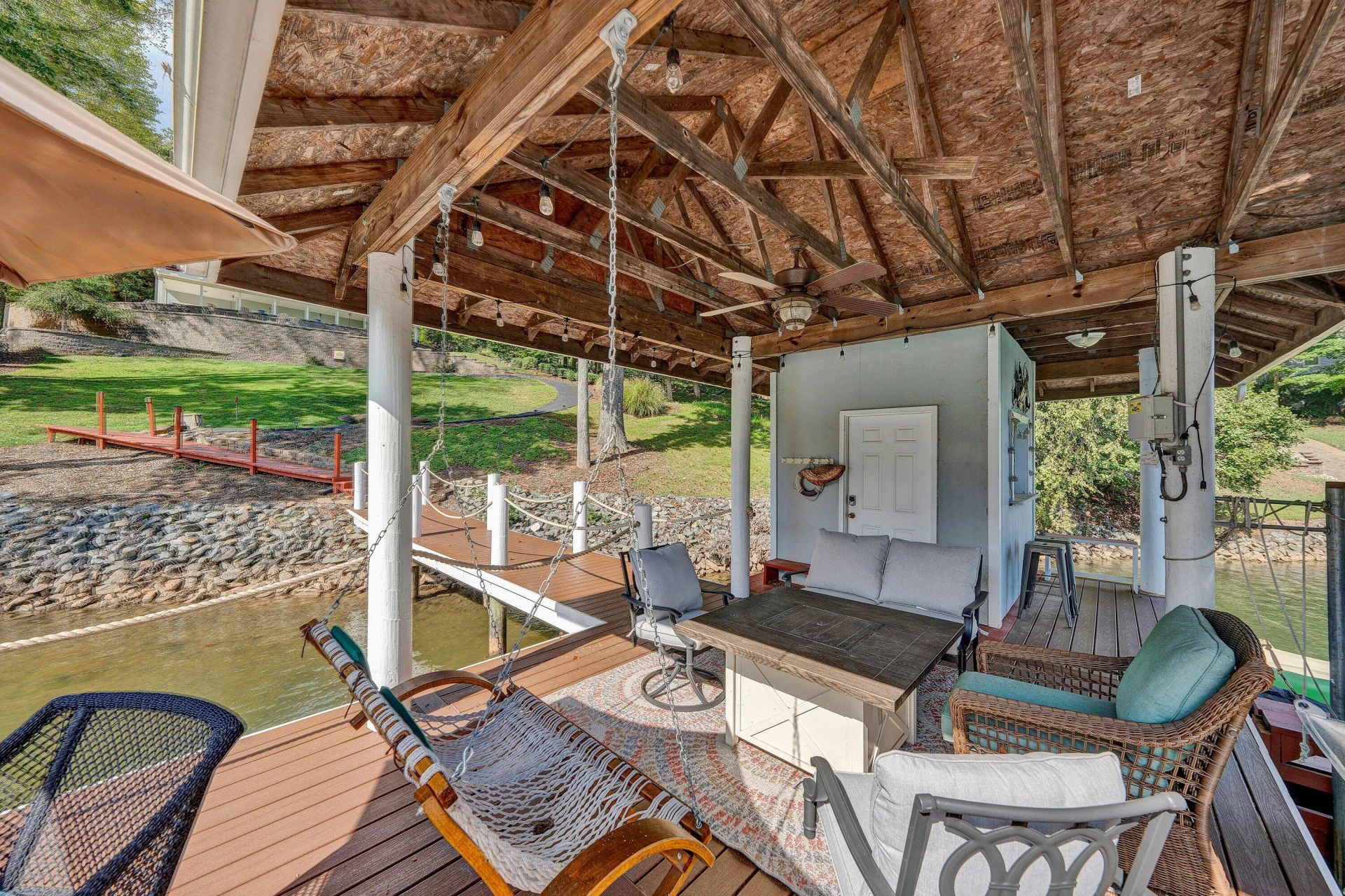 1040 Jefferson Dock RD - Photo 64