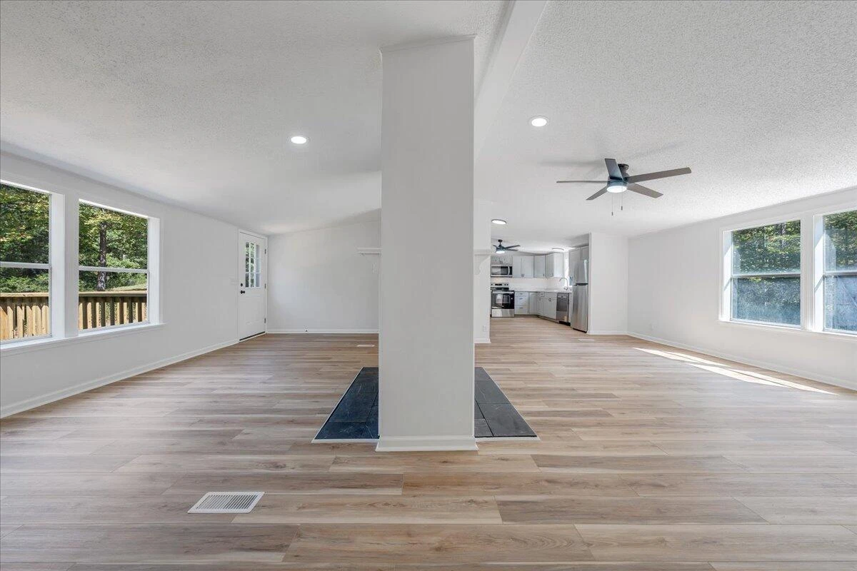 341 Leland LN - Photo 12