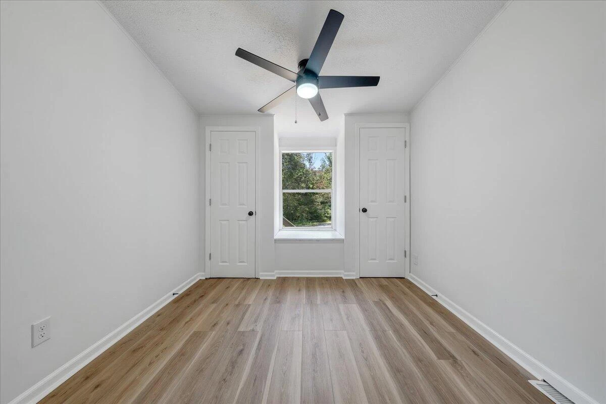 341 Leland LN - Photo 21