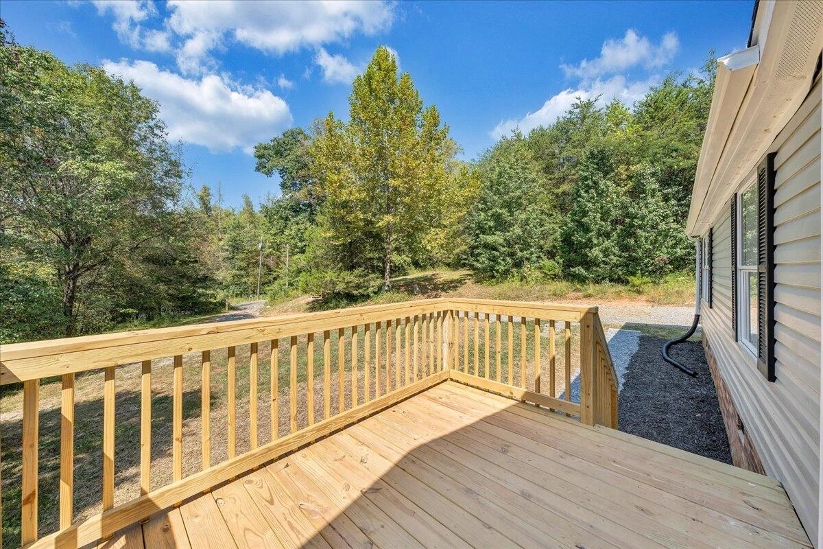341 Leland LN - Photo 44