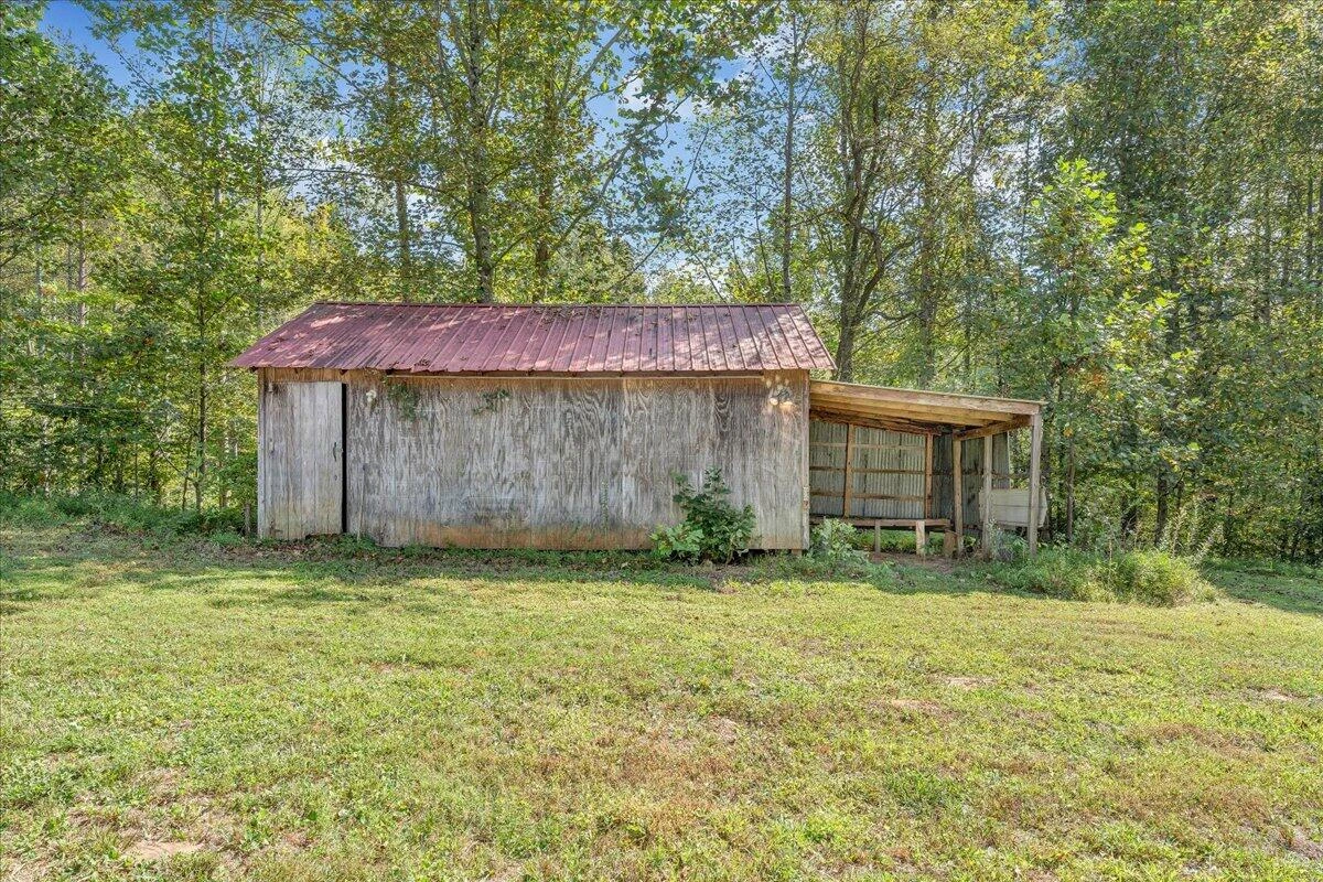 341 Leland LN - Photo 52