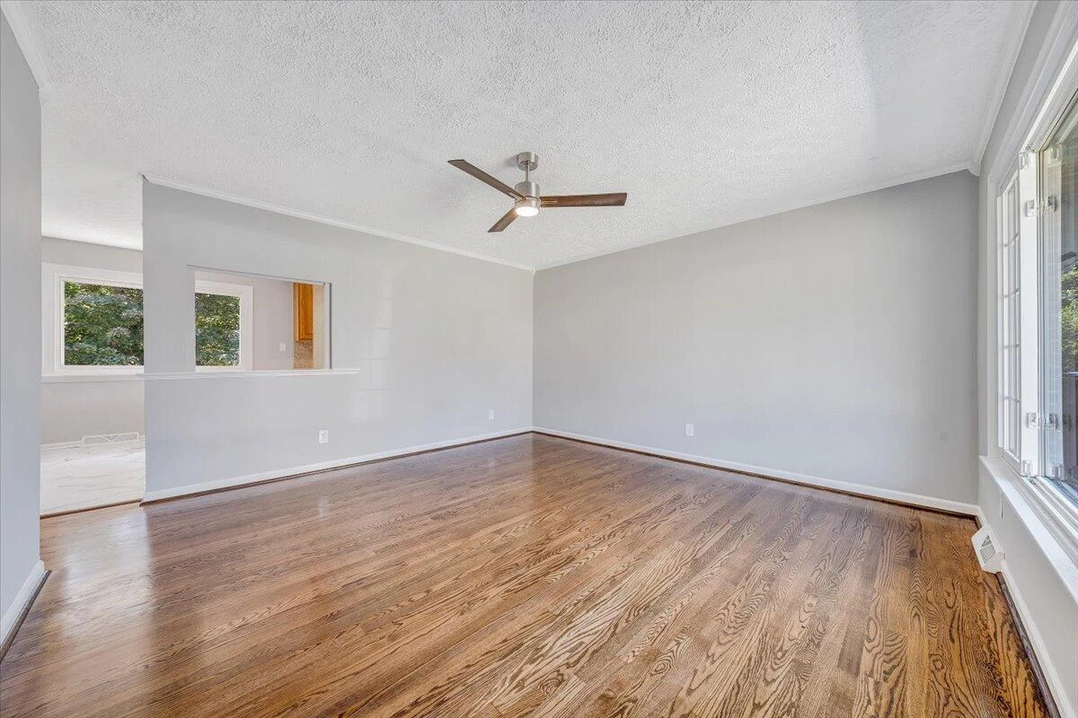 449 Missimer LN - Photo 2