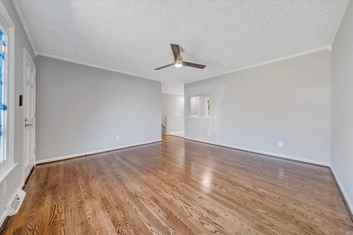 449 Missimer LN - Photo 3