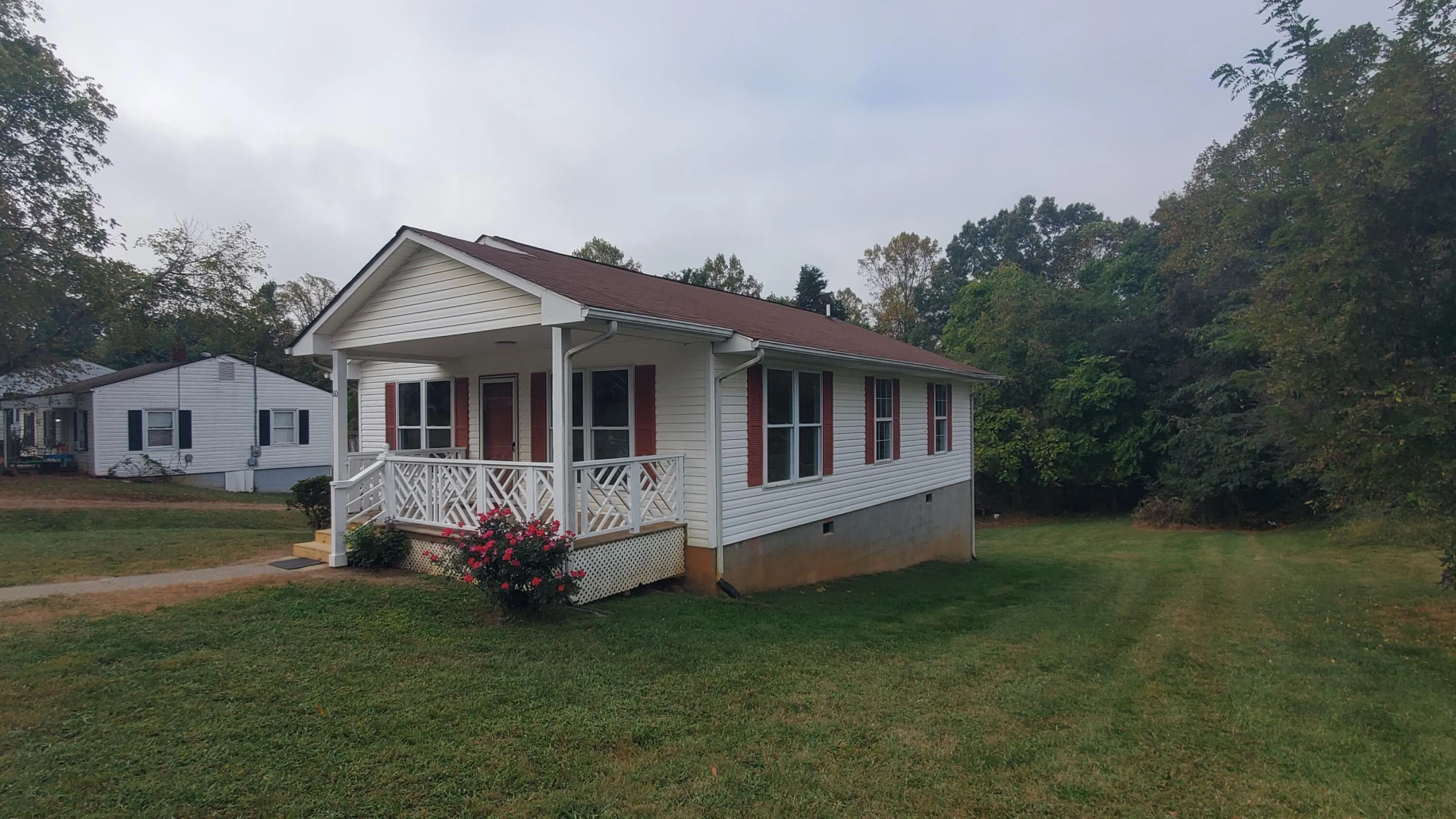 80 Honeywood RD - Photo 16
