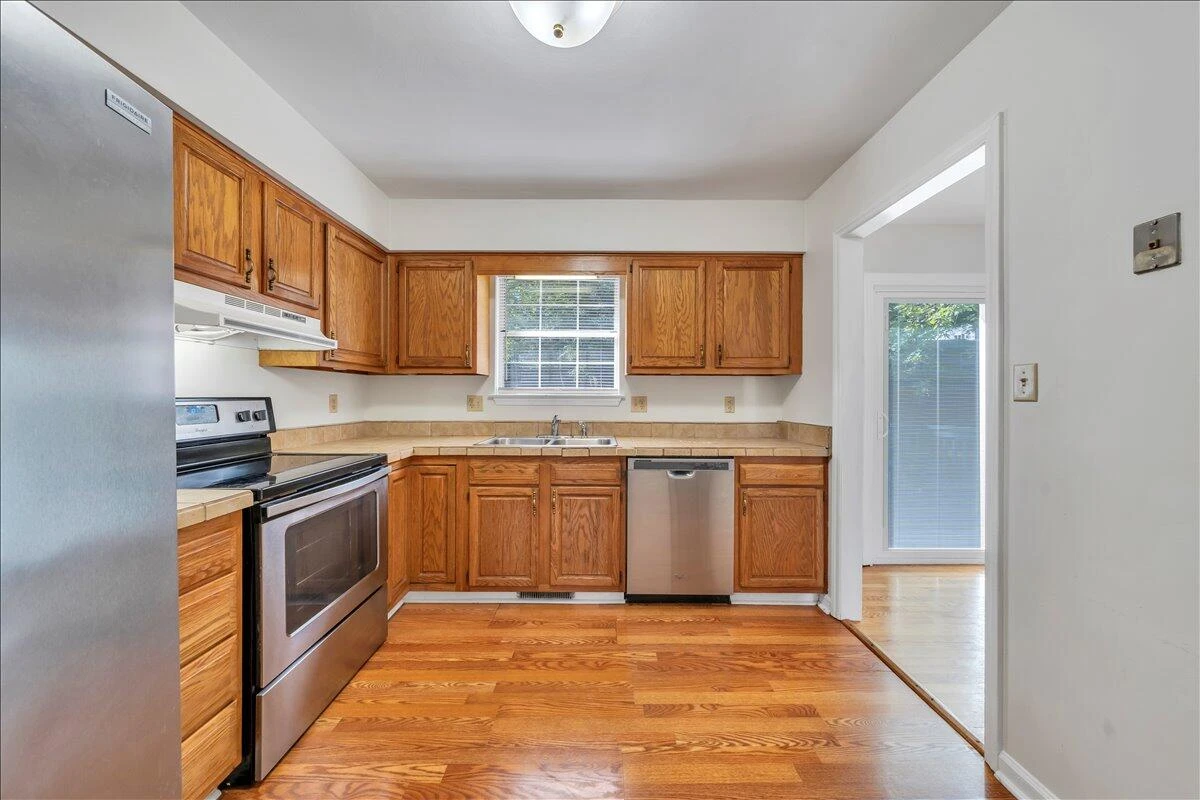 859 Orlando AVE - Photo 10