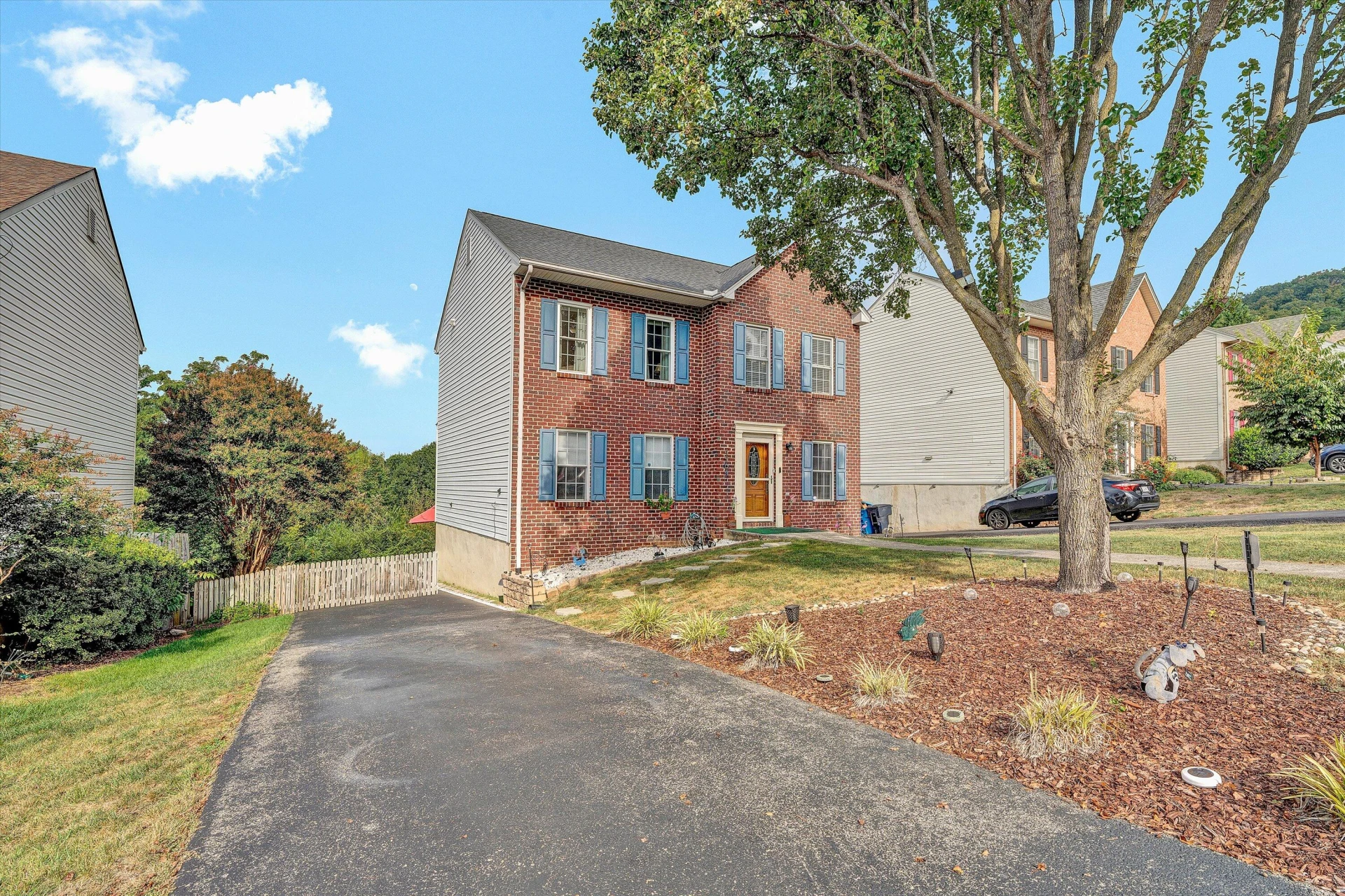 4964 Pine Glen RD NE - Photo 3