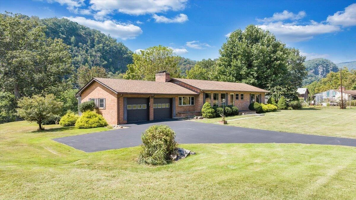 2015 Evergreen RD - Photo 16