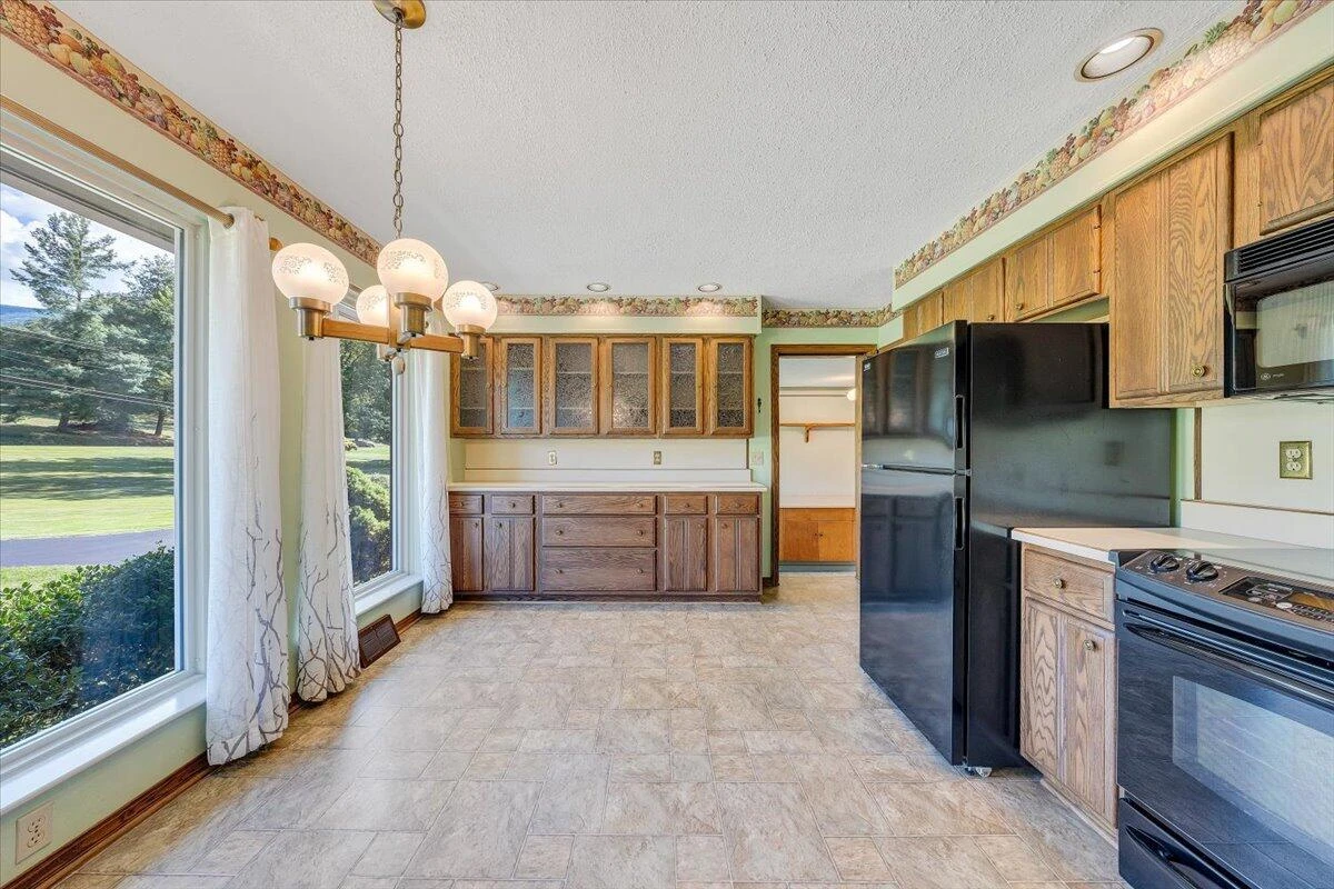 2015 Evergreen RD - Photo 32