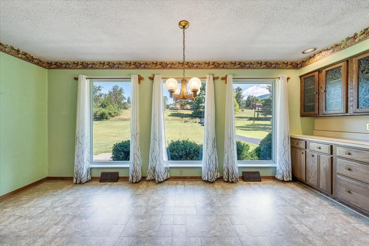 2015 Evergreen RD - Photo 33