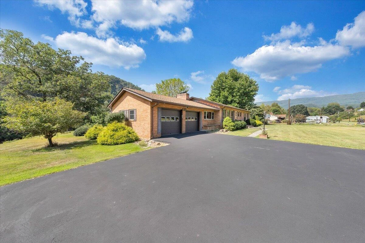 2015 Evergreen RD - Photo 4