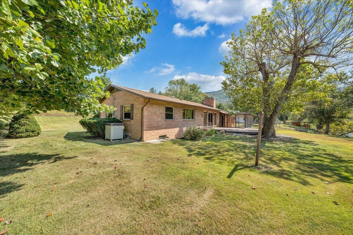 2015 Evergreen RD - Photo 7