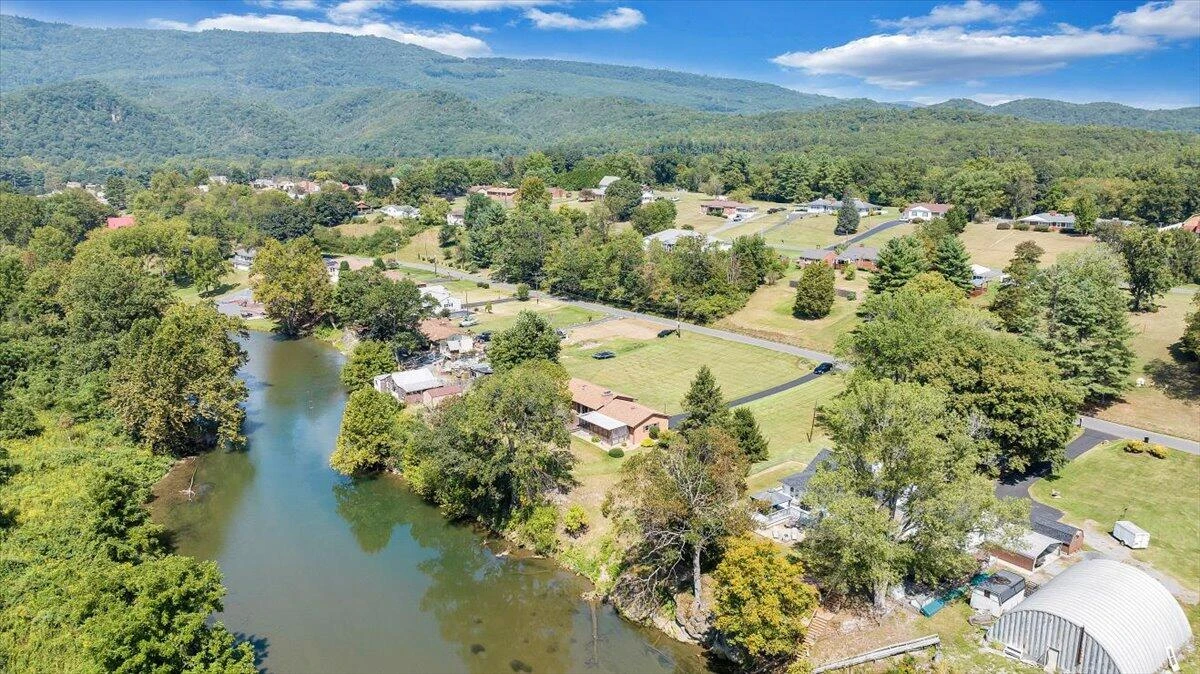 2015 Evergreen RD - Photo 81