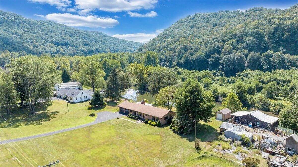 2015 Evergreen RD - Photo 85