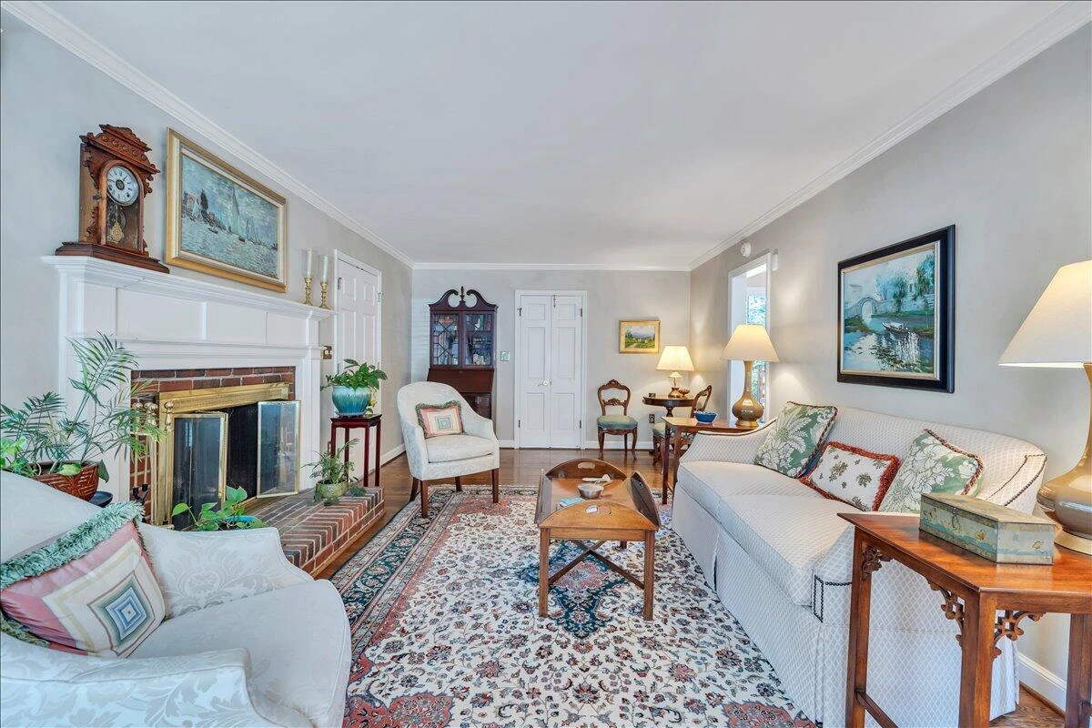 2581 Inglewood RD SW - Photo 2