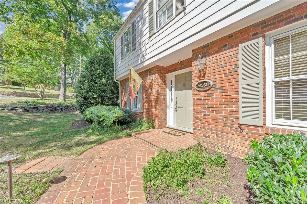 2581 Inglewood RD SW - Photo 21