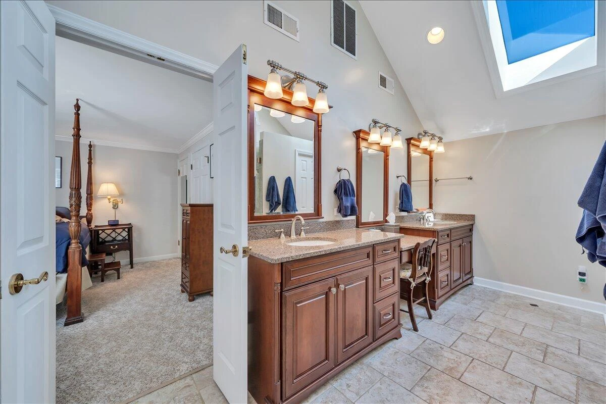2581 Inglewood RD SW - Photo 47