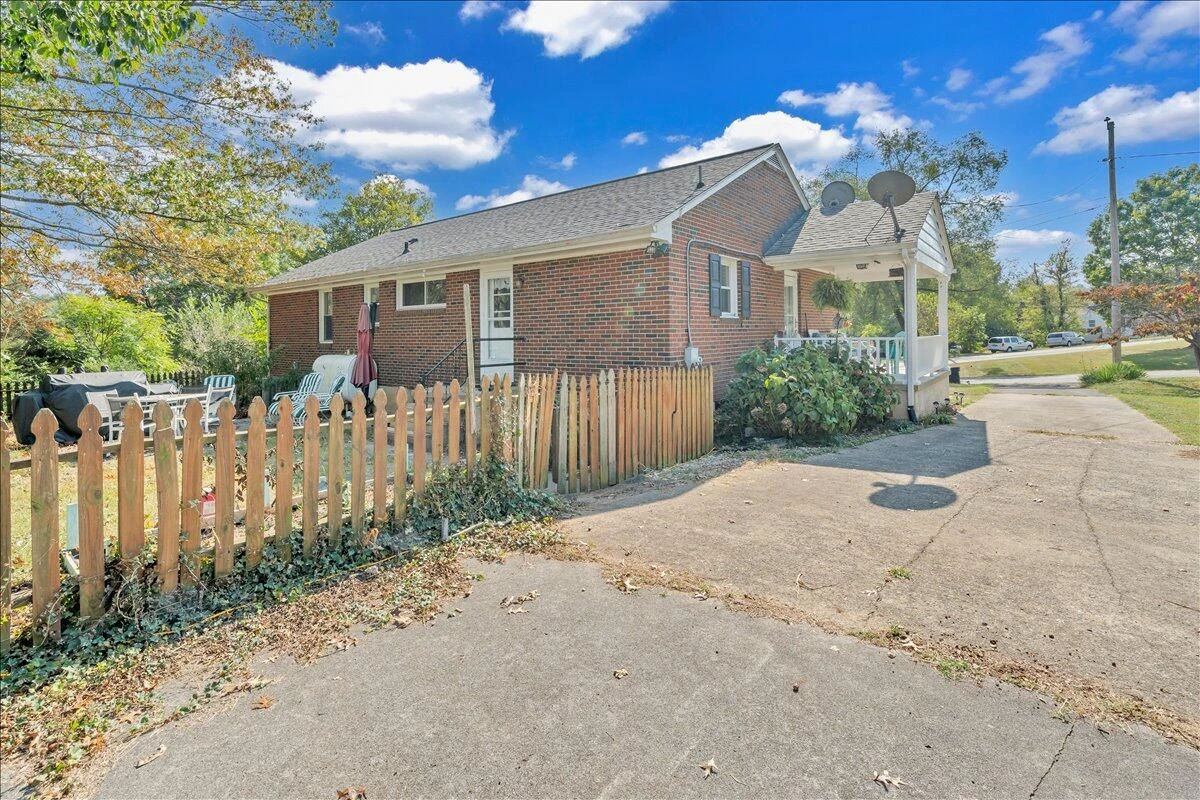 7303 Norman ST - Photo 39
