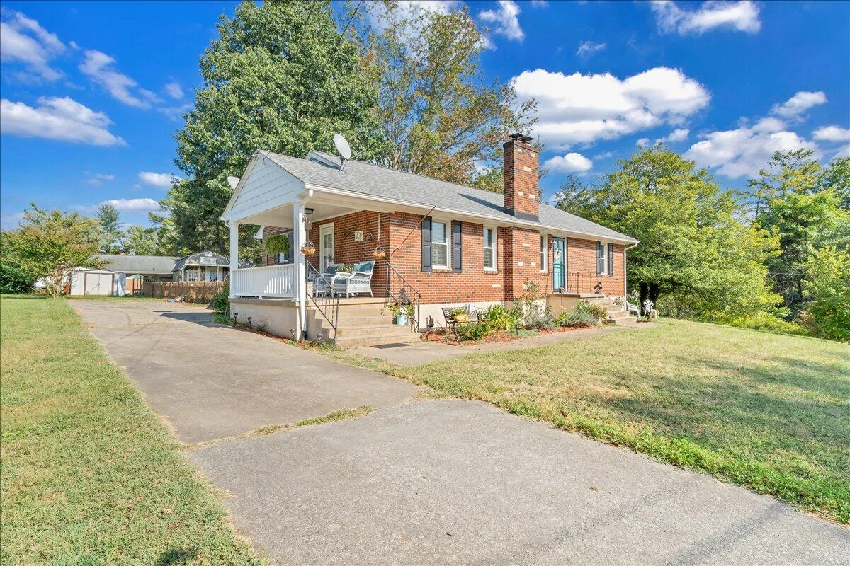 7303 Norman ST - Photo 43