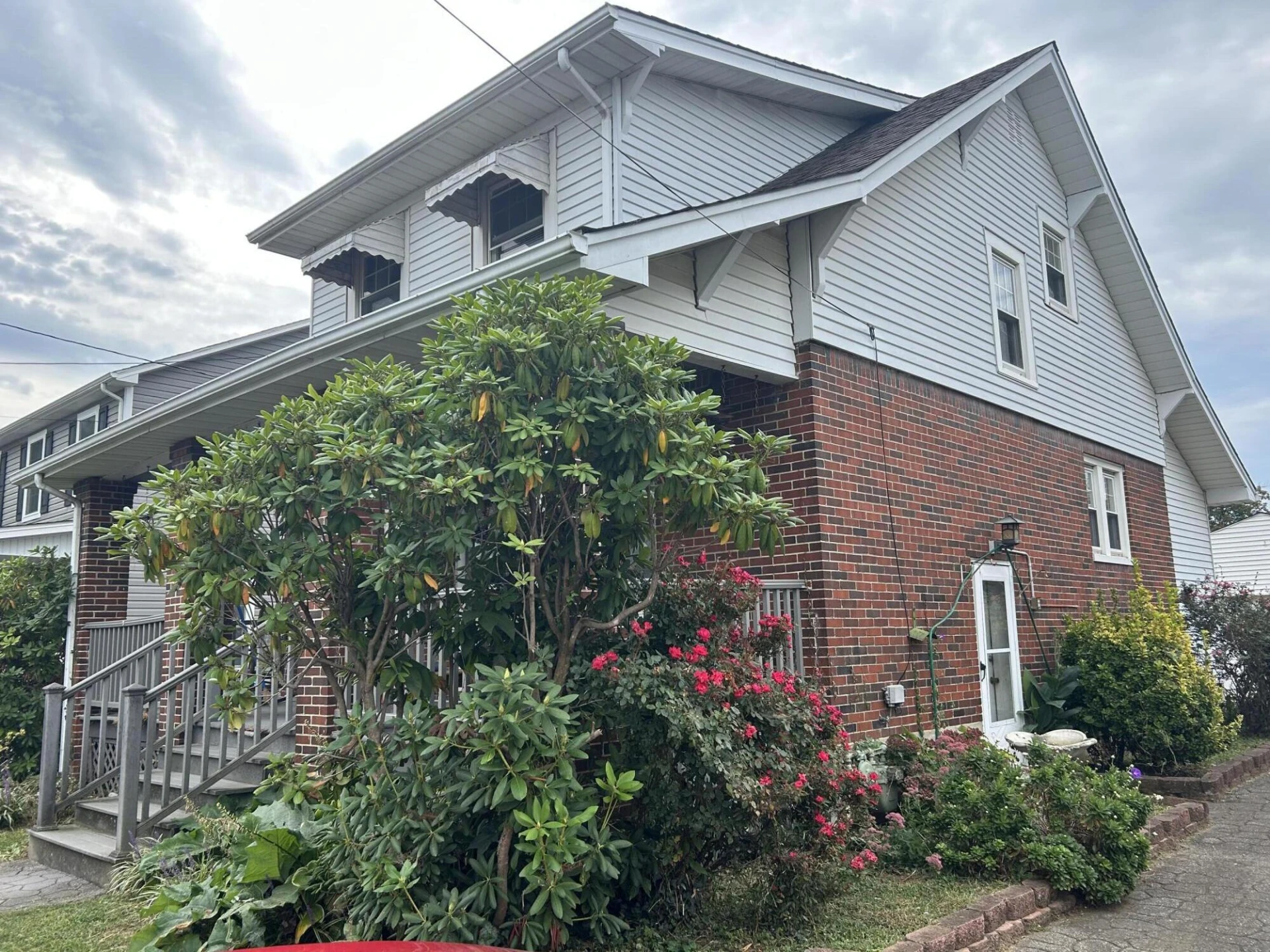 2712 Meadows ST NW - Photo 4