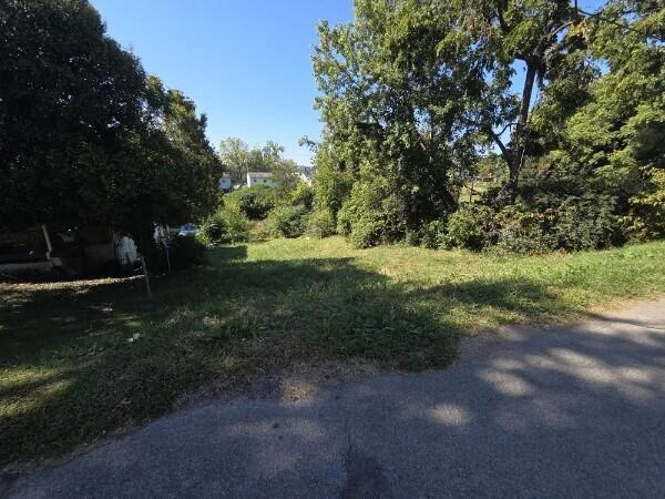 1624 Gilmer AVE NW - Photo 4