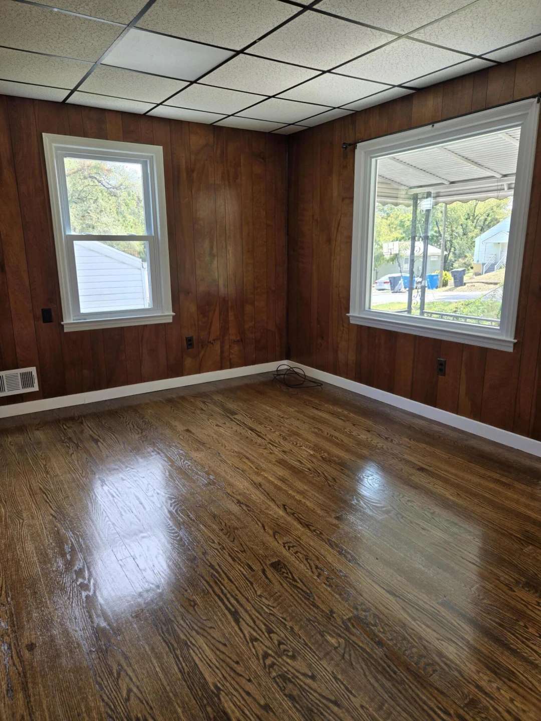 3929 Kentucky AVE NW - Photo 2