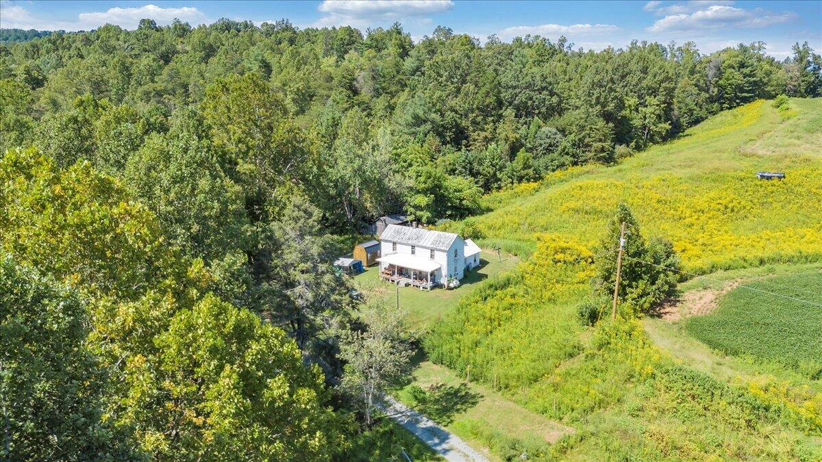 5741 Providence Church RD - Photo 40