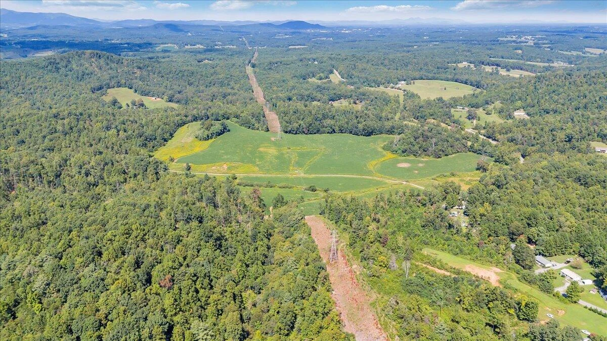 5741 Providence Church RD - Photo 9